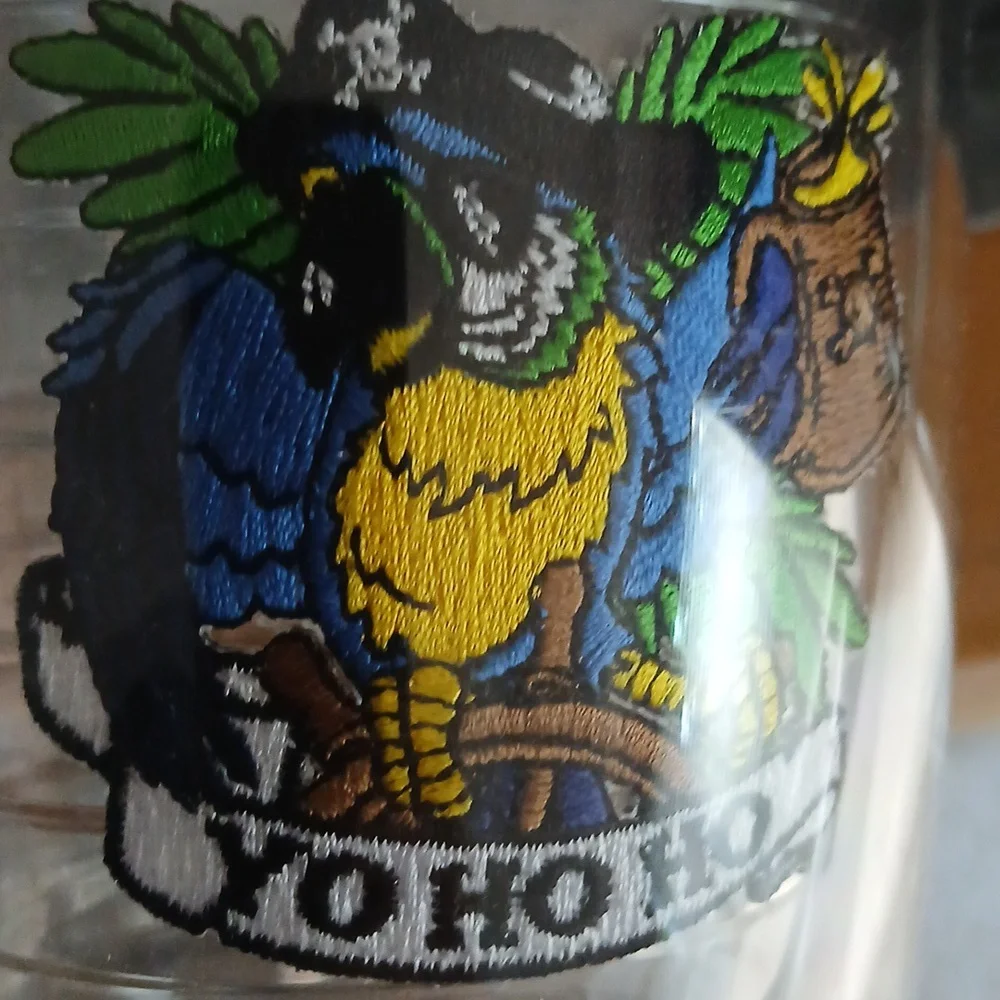 2 Tervis Mugs Parrot Pirate & Gator